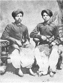 withbrother.gif (34281 bytes)